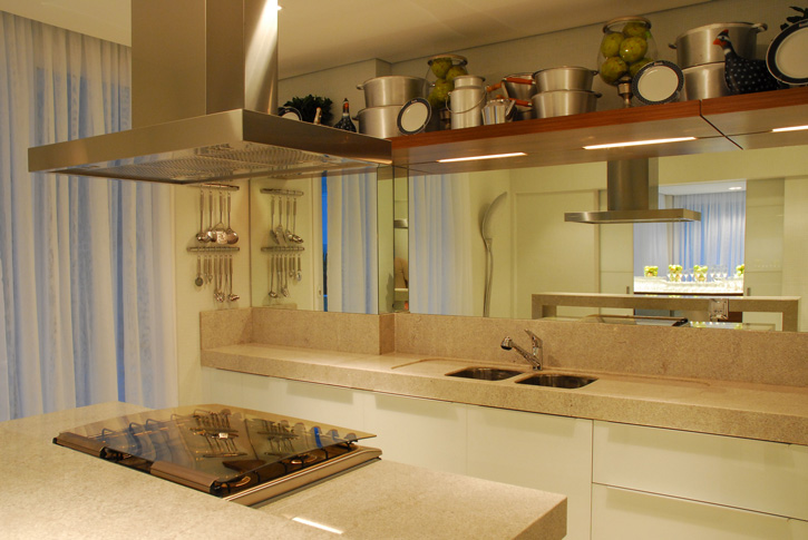 Condom&iacute;nio N&aacute;utico