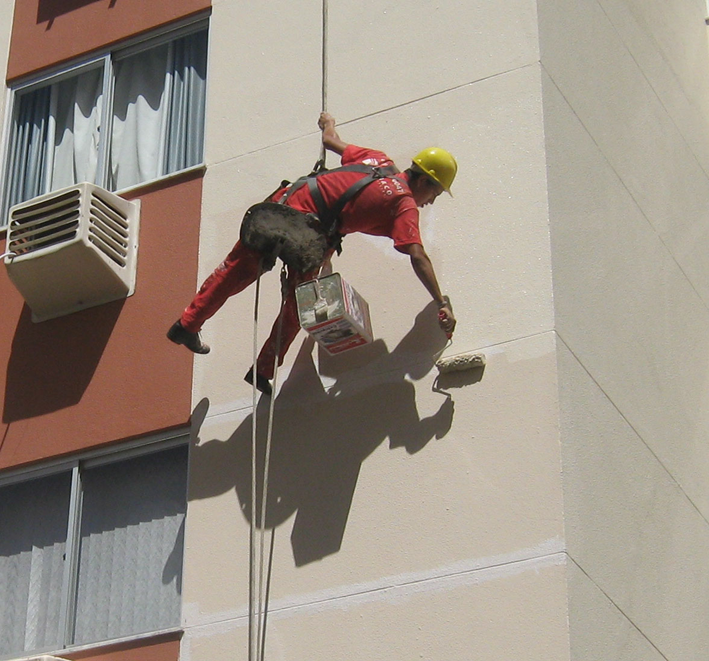 foto 3 reforma com EPIs de