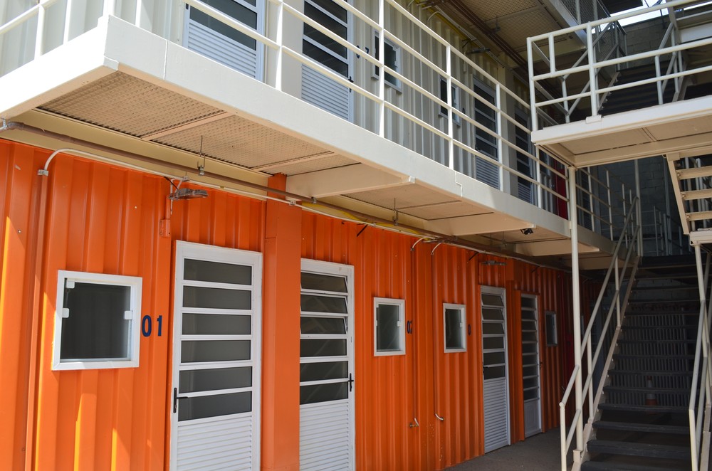 pr&eacute;dio de conteiner