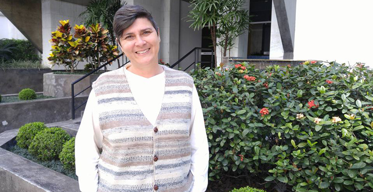 S&iacute;ndica Simone Monguilhott