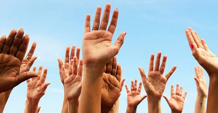 Quando dá empate na votação da assembleia, como o síndico pode resolver dentro da lei?