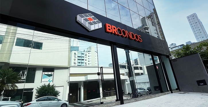 BRCondos conta com uma nova e moderna sede para atender os mais de 200 clientes de Balneário Camboriú