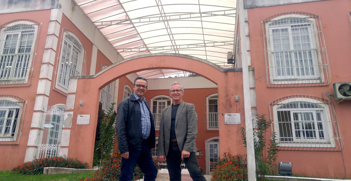Presidente da ACCK, Sérgio Faust e o diretor do Jardim Botânico de São José, Sérgio Stählin