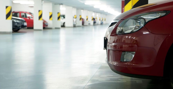 O que fazer quando o morador estaciona em local proibido ou ocupando duas vagas e se recusa a arrumar?