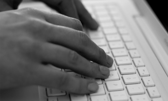 Encontre o síndico por e-mail