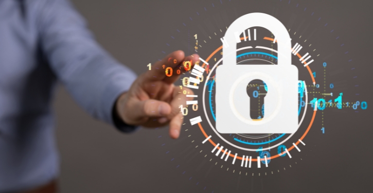 A integração de fechaduras eletrônicas em residências inteligentes