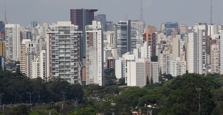 Condomínio deve indenizar morador por vícios na construção do imóvel