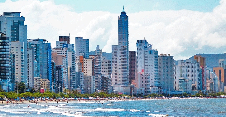 Como fica a temporada de verão em tempos de pandemia?