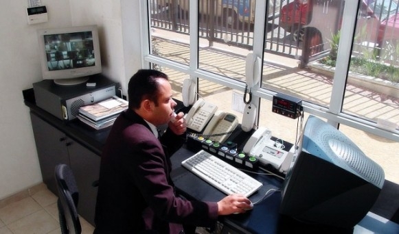 Escala de porteiros: como seguir a lei?