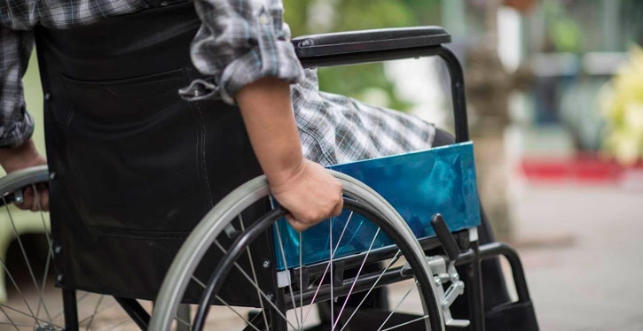 A acessibilidade das pessoas portadoras de deficiência ou com mobilidade reduzida é um direito previsto em lei