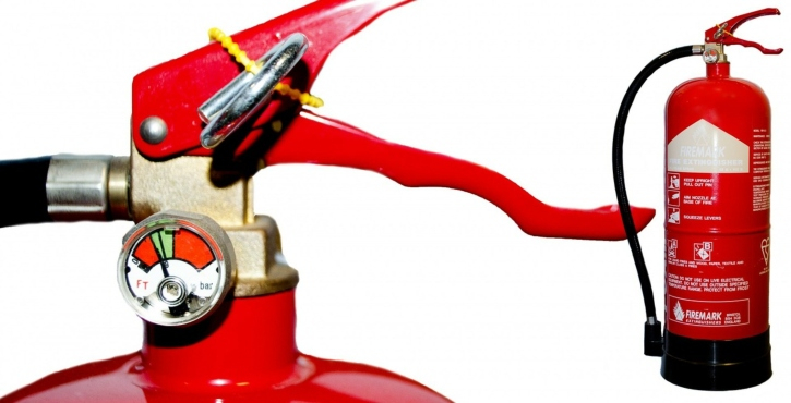 Fabricação e recarga de extintor devem seguir regras