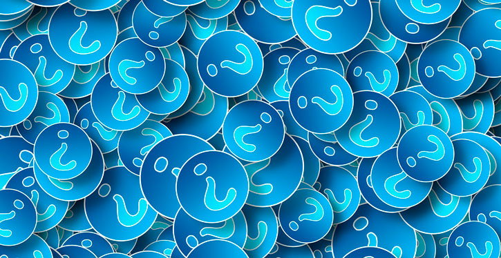 A proprietária da administradora de condomínios, mesmo morando em nosso condomínio, pode ser síndica do nosso prédio?