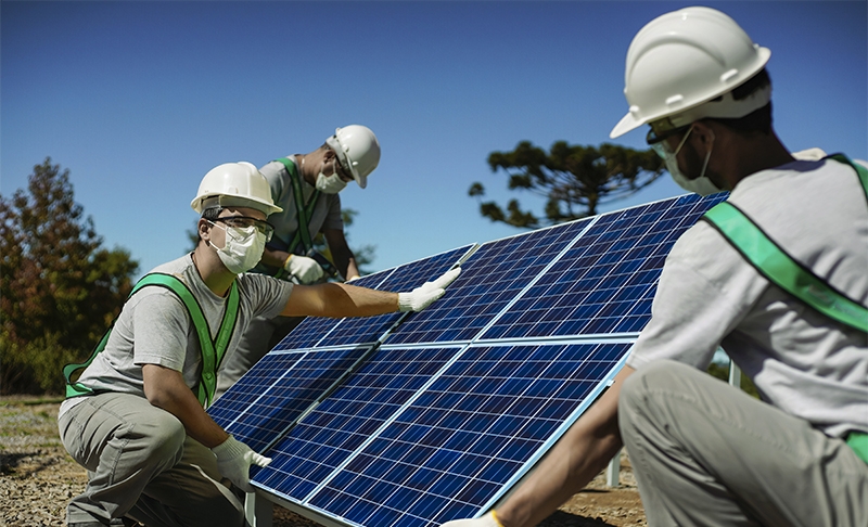 Sicredi impulsiona a geração de energia solar em SC