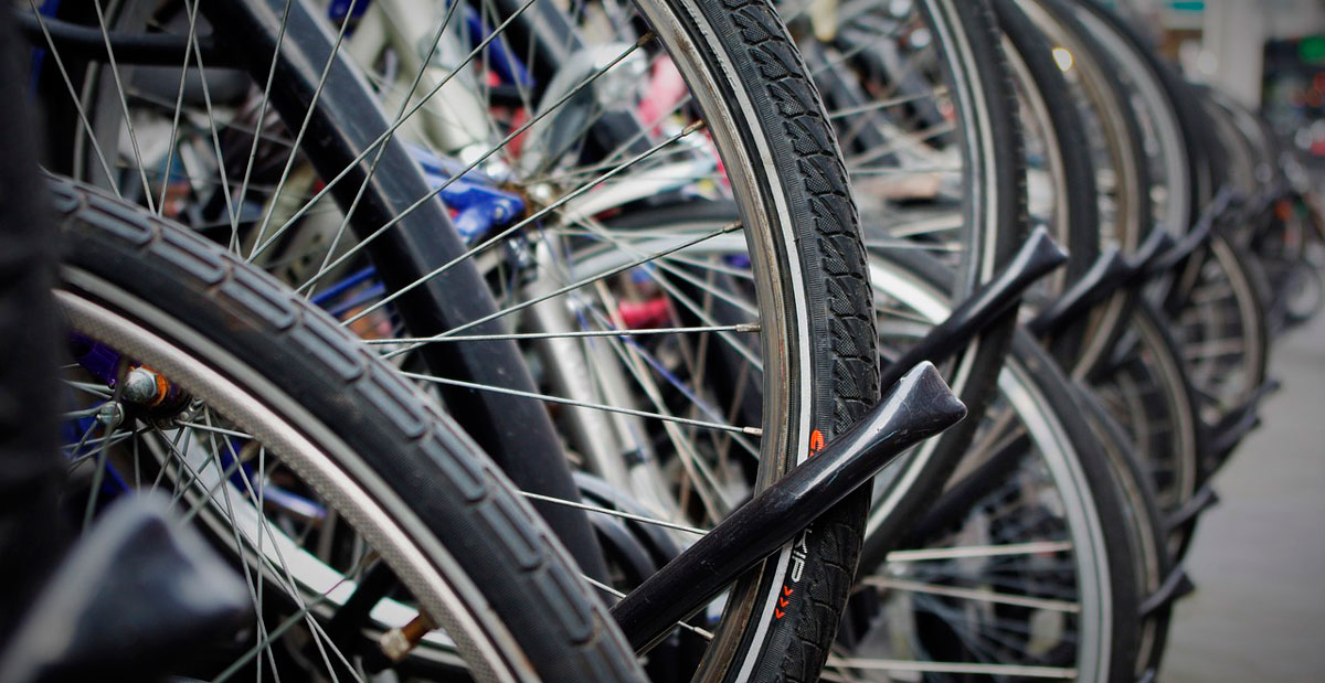 Por lei, o poço de luz pode ser usado para a guarda de objetos dos condôminos, como bicicletas?