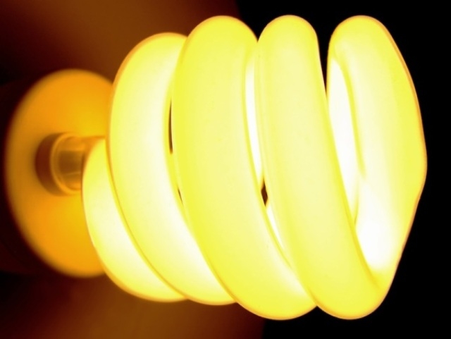 Ilumine o condomínio com economia