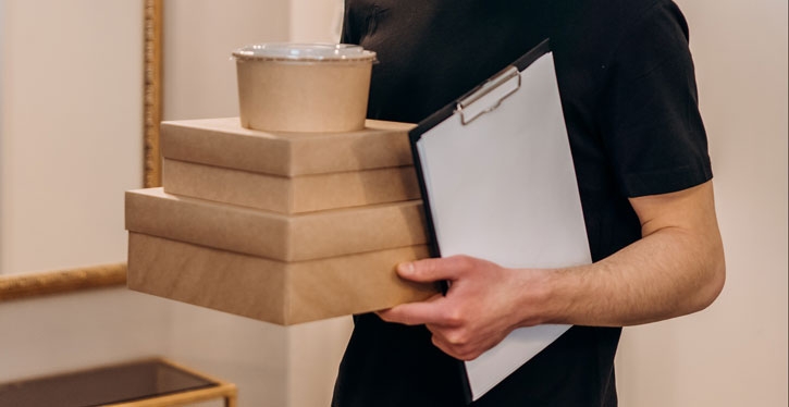 Minha encomenda foi extraviada. O condomínio deve me ressarcir?