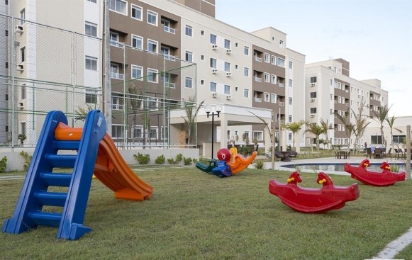 Cuidados com os brinquedos do condomínio devem ser constantes