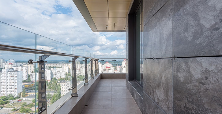 Vamos padronizar o fechamento da sacada. Quem já fez precisa mudar?