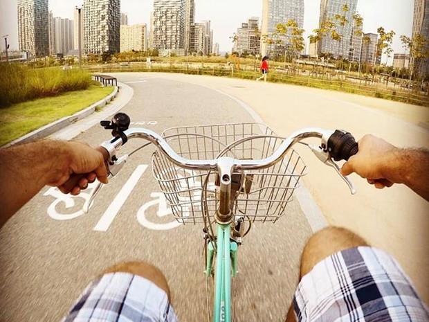 Na cidade do futuro, morador convive com tecnologia e espaços verdes