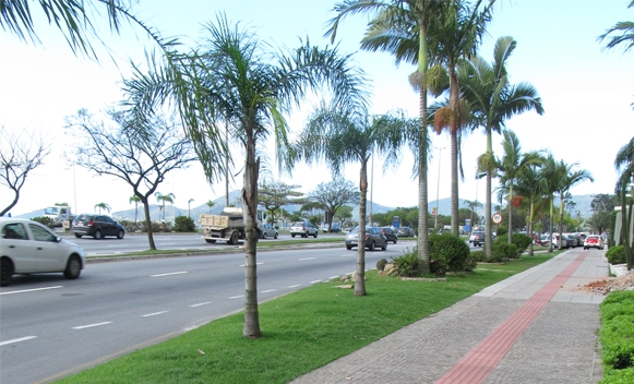 Síndicos se unem para revitalizar calçadas tornando-as mais seguras