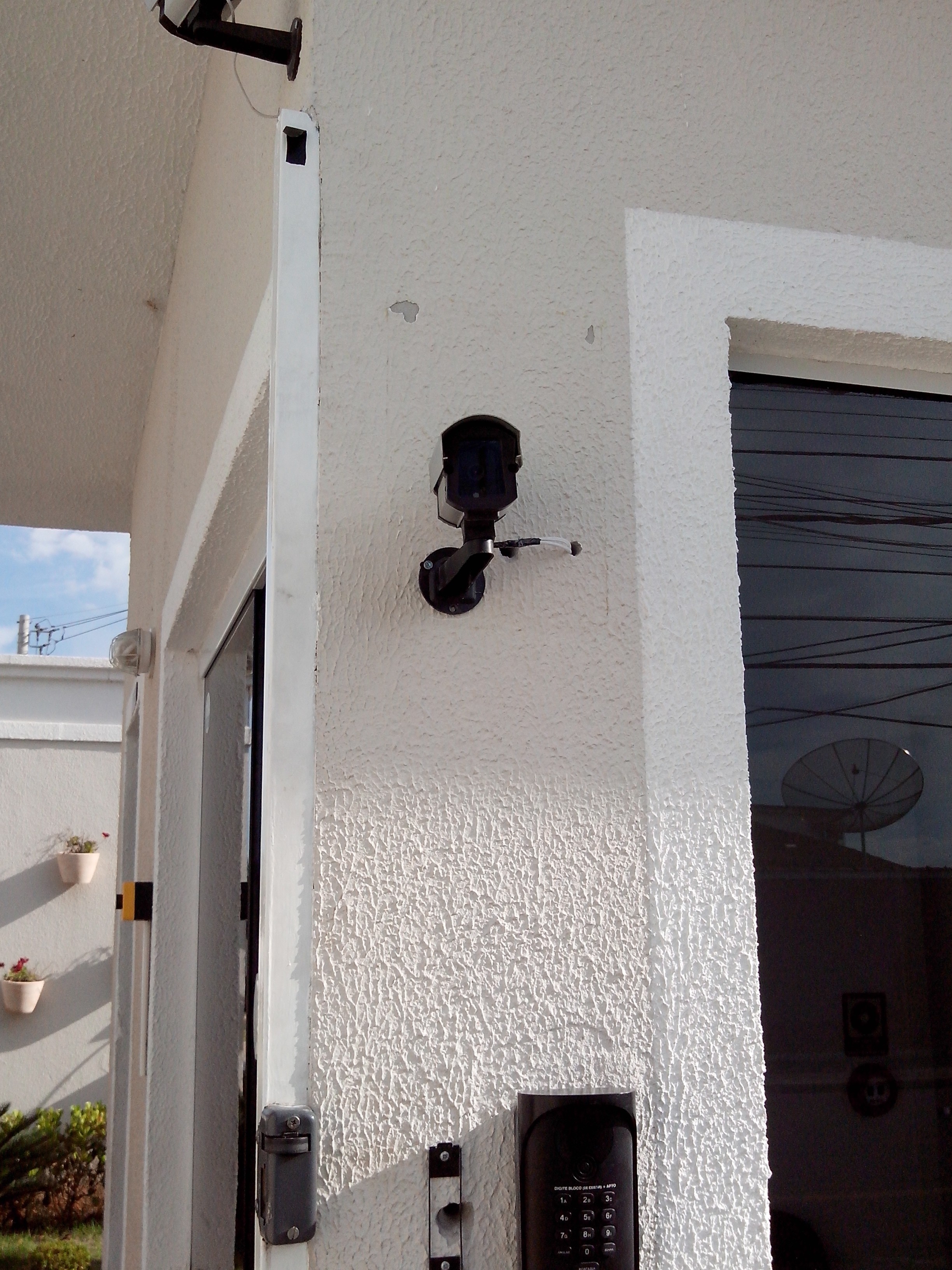 Durante o feriado, a segurança do condomínio deve ser reforçada