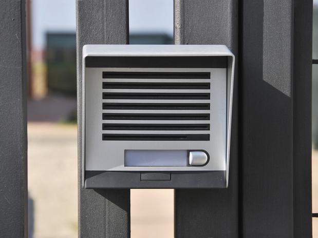 O interfone do condomínio funciona?