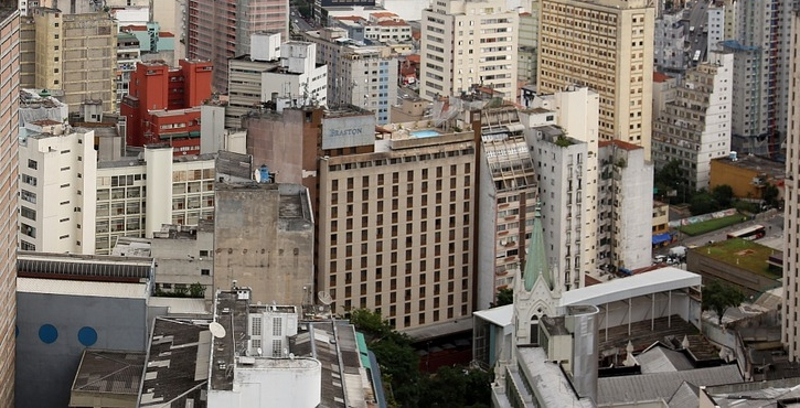 Como está o telhado do seu condomínio?