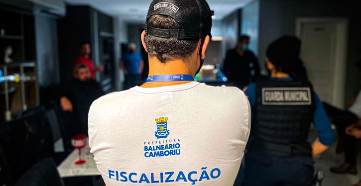 Falta de isolamento social gera problema em condomínios