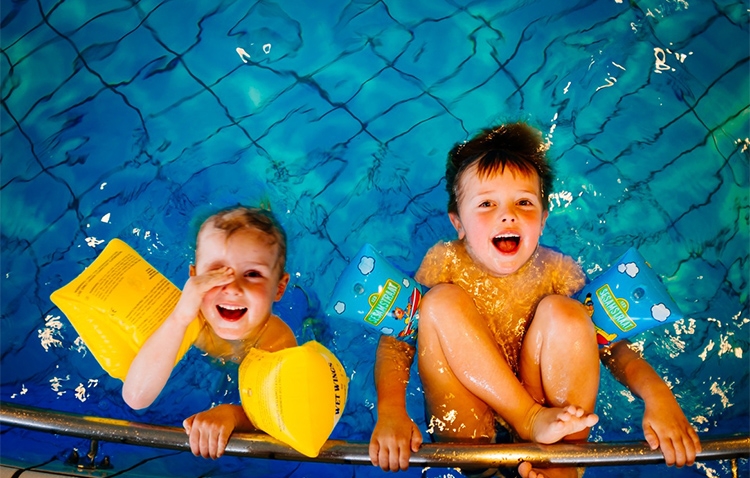 É possível instalar câmera na piscina? Algum morador pode alegar invasão de privacidade?