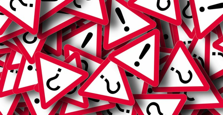 É certo cobrar taxa de mudança?